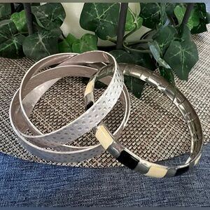 BRACELET MONET Bangle Silver & Black plus 3 Linked Silver Tone Bangles